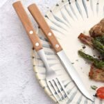 Set Pirun/Thikë Inoksi me Dorezë Druri, 8 copë - Figura 3