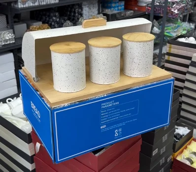 Set Kavanozësh me Bazë Druri