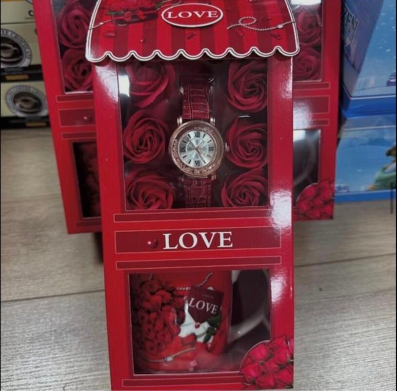 Set Dhuratë Love me Orë thumbnail 2